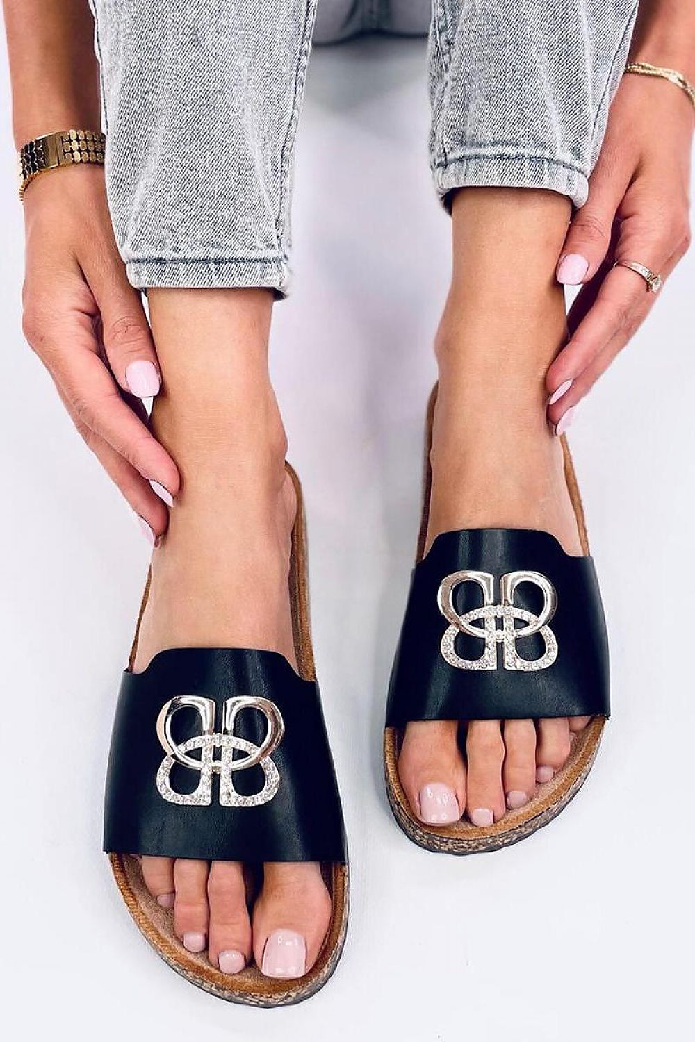 Flip-flops model 197267